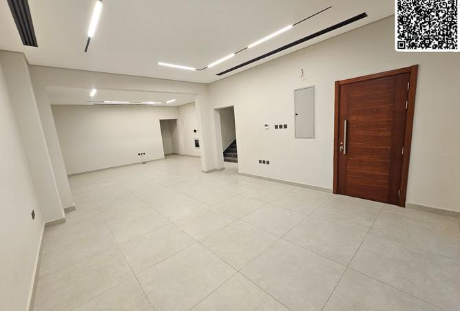 15733851 - Property Image 2