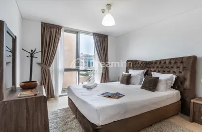 Apartment - 2 Bedrooms - 2 Bathrooms for rent in Emaar Towers - Deira - Dubai
