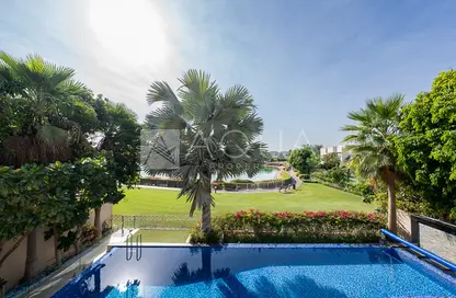 Pool image for: Villa - 6 Bedrooms for sale in Meadows 5 - Meadows - Dubai, Image 1