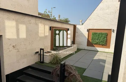 فيلا - 6 غرف نوم - 8 حمامات للايجار في البطين - أبوظبي