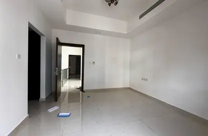فيلا - 5 غرف نوم - 6 حمامات للايجار في جراند براديز - قرية الجميرا سركل - دبي