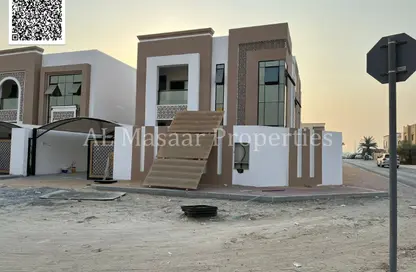 Villa - 5 Bedrooms - 7 Bathrooms for sale in Al Mowaihat 2 - Al Mowaihat - Ajman