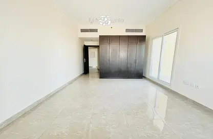 Apartment - 1 Bedroom - 2 Bathrooms for sale in 7 Seasons building - Phase 2 - International City - Dubai