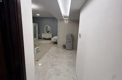 Apartment - Studio - 1 Bathroom for rent in Al Dewan Towers - Al Nakhil 2 - Al Nakhil - Ajman