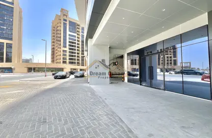 Shop - Studio - 1 Bathroom for rent in Sama Al Jaddaf - Al Jaddaf - Dubai