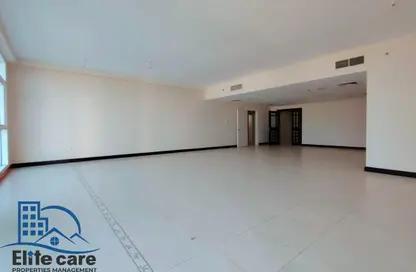 Apartment - 2 Bedrooms - 3 Bathrooms for rent in Baynuna Tower 2 - Corniche Road - Abu Dhabi