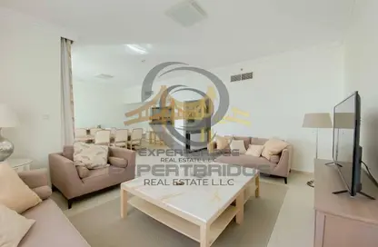 شقة - 2 غرف نوم - 3 حمامات للايجار في برج البطين - جميرا بيتش ريزيدنس - دبي