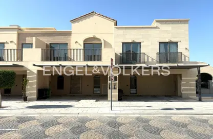 تاون هاوس - 3 غرف نوم - 4 حمامات للايجار في ياسمين لين - منطقة الجولف بالجميرا - دبي تاون هاوس - 3 غرف نوم - 4 حمامات للايجار في ياسمين لين - منطقة الجولف بالجميرا - دبي