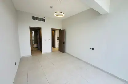 Apartment - 1 Bedroom - 2 Bathrooms for rent in Amal Tower - Dubai Sports City - Dubai