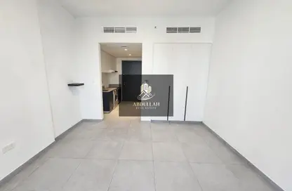 Apartment - Studio - 1 Bathroom for rent in East Village - Aljada - Sharjah