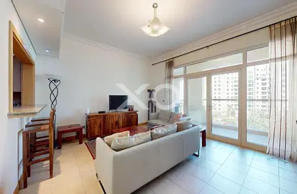 Apartment - 2 Bedrooms - 2 Bathrooms for sale in Al Anbara - Shoreline Apartments - Palm Jumeirah - Dubai