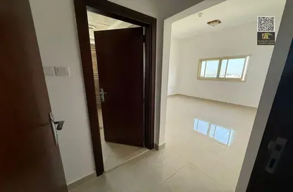Apartment - 3 Bedrooms - 3 Bathrooms for rent in Al Jurf Industrial 2 - Al Jurf Industrial - Ajman