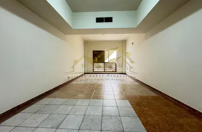 شقة - 1 حمام للايجار في الكرامة - دبي شقة - 1 حمام للايجار في الكرامة - دبي