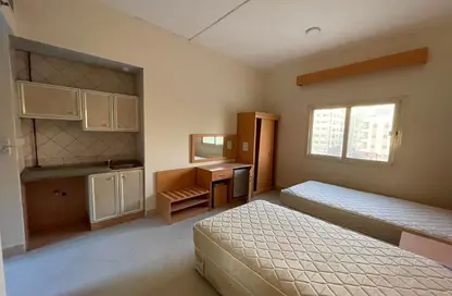 شقة - 1 حمام للايجار في البطينة B - البطينة - الشارقة شقة - 1 حمام للايجار في البطينة B - البطينة - الشارقة