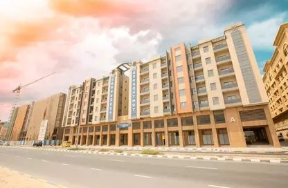 Apartment - 1 Bedroom - 3 Bathrooms for rent in The Square 1 - Muwaileh Commercial - Sharjah