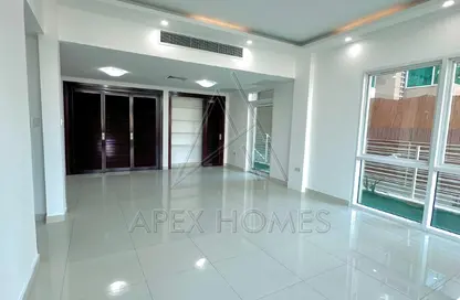 Townhouse - 3 Bedrooms - 3 Bathrooms for rent in Marina Square - Al Reem Island - Abu Dhabi
