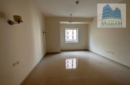 صورة لـ غرفة فارغة شقة - 2 غرف نوم - 3 حمامات للايجار في مبنى سما - البرشاء 1 - البرشاء - دبي ، صورة رقم 1