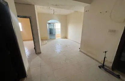 شقة - غرفة نوم - 2 حمامات للايجار في فلل الروضة 2 - 2  الروضة - الروضة - عجمان