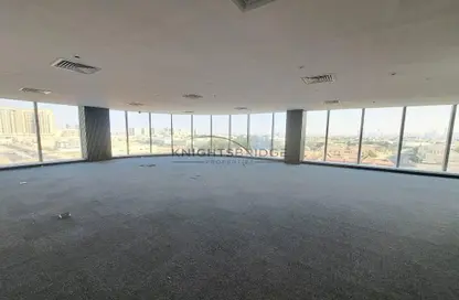 Office Space - Studio - 4 Bathrooms for rent in Al Barsha 1 - Al Barsha - Dubai