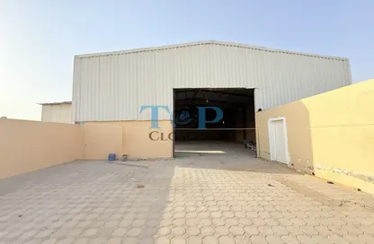 مستودع - استوديو - 5 حمامات للايجار في الاراس - العين الصناعية - العين