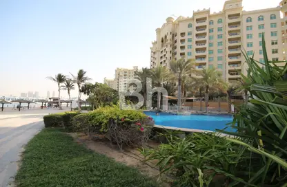 Apartment - 1 Bedroom - 1 Bathroom for rent in Al Msalli - Shoreline Apartments - Palm Jumeirah - Dubai
