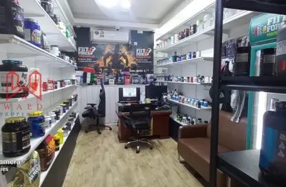 متجر - استوديو للايجار في الكرامة - دبي