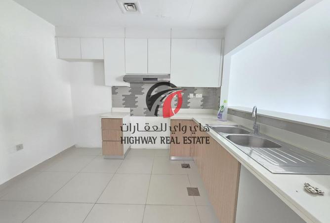 15702698 - صورة العقار 2