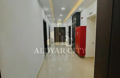 Apartment - 1 Bedroom - 2 Bathrooms for rent in Ajman Corniche Residences - Ajman Corniche Road - Ajman