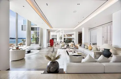 Villa - 6 Bedrooms - 7 Bathrooms for sale in Signature Villas Frond J - Signature Villas - Palm Jumeirah - Dubai