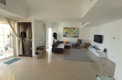 شقة - 2 غرف نوم - 3 حمامات للايجار في فلل الواحة - دبي لاند - دبي