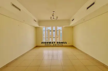 Apartment - 3 Bedrooms - 4 Bathrooms for rent in Al Mamzar - Al Mamzar - Sharjah - Sharjah