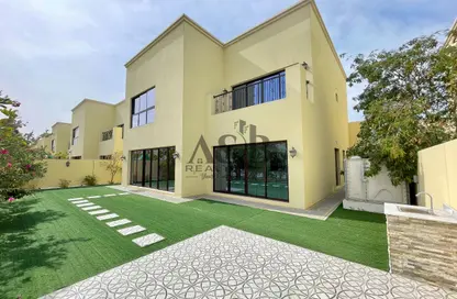 Villa - 4 Bedrooms - 5 Bathrooms for rent in Nad Al Sheba Villas - Nad Al Sheba 3 - Nad Al Sheba - Dubai