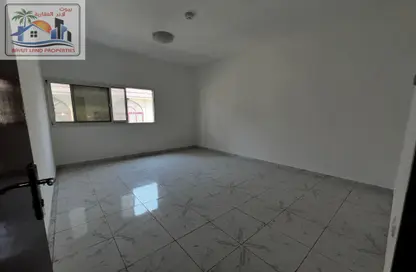 Apartment - 3 Bedrooms - 3 Bathrooms for rent in Thuraya Al Majaz Building - Al Majaz 3 - Al Majaz - Sharjah