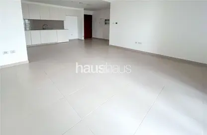 شقة - 2 غرف نوم - 2 حمامات للايجار في 4A شقق زهرة النسيم - زهرة بريز أبارتمنتس 4 - شقق زهرة النسيم - تاون سكوير - دبي