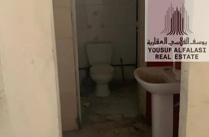 Warehouse - Studio - 1 Bathroom for rent in Al Jurf 2 - Al Jurf - Ajman Downtown - Ajman