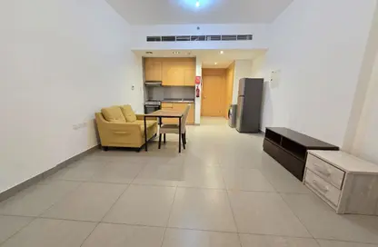 Apartment - Studio - 1 Bathroom for rent in Souks Residential - Al Mamsha - Muwaileh - Sharjah