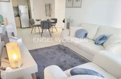 Apartment - 1 Bedroom - 1 Bathroom for sale in Mayfair Tower - Business Bay - Dubai