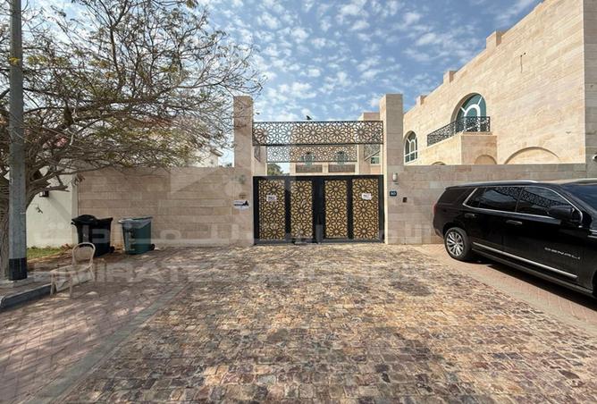 15648232 - صورة العقار 2