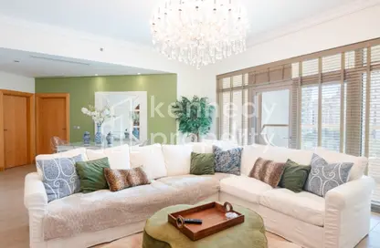 Apartment - 2 Bedrooms - 2 Bathrooms for rent in Al Msalli - Shoreline Apartments - Palm Jumeirah - Dubai