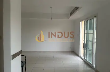 Villa - 2 Bedrooms - 3 Bathrooms for rent in Springs 11 - The Springs - Dubai