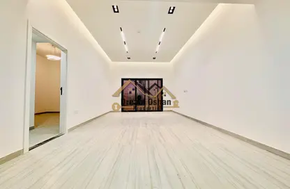 Apartment - 1 Bedroom - 2 Bathrooms for rent in Al Amir Abdullah Building - Al Warsan 4 - Al Warsan - Dubai