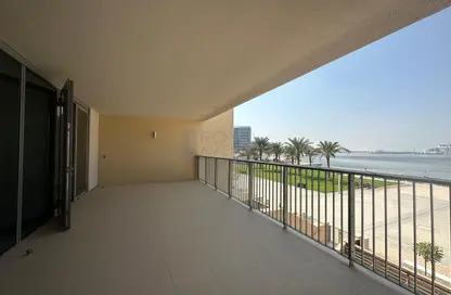 Terrace image for: Townhouse - 3 Bedrooms - 5 Bathrooms for rent in Building A - Al Zeina - Al Raha Beach - Abu Dhabi, Image 1