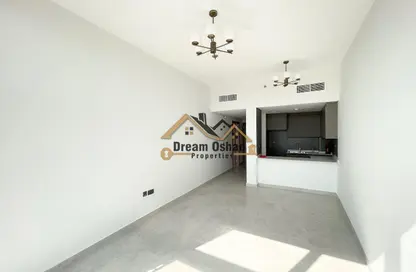 شقة - غرفة نوم - 2 حمامات للايجار في سما الجداف - الجداف - دبي