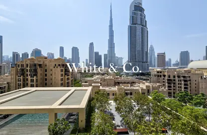 Apartment - 2 Bedrooms - 2 Bathrooms for sale in Burj Royale - Downtown Dubai - Dubai