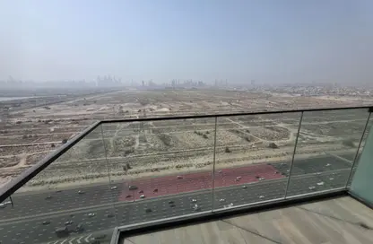 Apartment - Studio - 1 Bathroom for rent in Bloom Towers B - Bloom Towers - Jumeirah Village Circle - Dubai