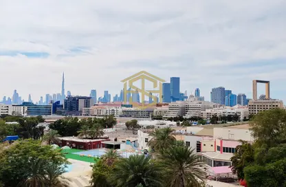 شقة - 3 غرف نوم - 4 حمامات للايجار في ميدان النصر - عود ميثاء - بر دبي - دبي