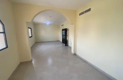 Apartment - 3 Bedrooms - 3 Bathrooms for rent in Al Manaseer - Abu Dhabi