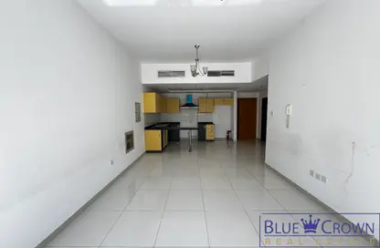 Apartment - 1 Bedroom - 2 Bathrooms for rent in Park View Residence - Jumeirah Village Circle - Dubai