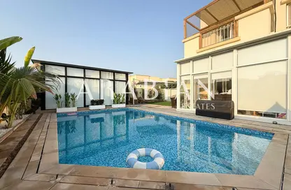 فيلا - 2 غرف نوم - 3 حمامات للبيع في الينابيع 5 - الينابيع - دبي