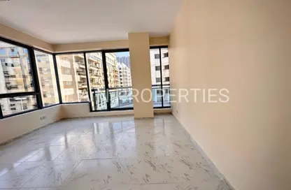 Apartment - 3 Bedrooms - 4 Bathrooms for rent in Golden Sands 8 - Mankhool - Bur Dubai - Dubai
